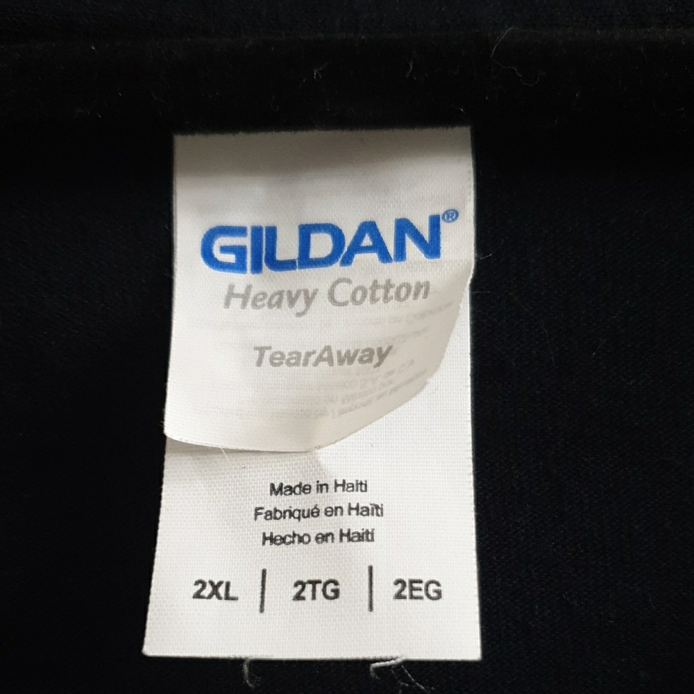 Gildan Navy Blue 'bstrong' Short Sleeve Tee with Red and White Print - Picture 2 of 3